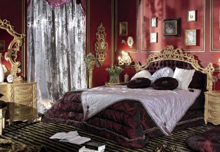 Furniture Italian Style on Bedroom In Italian Style Finished With Antique Gold Leaf   Top And